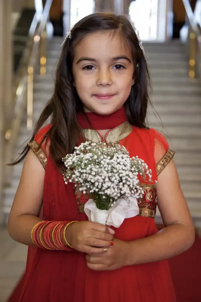 Wedding photography of flower girl