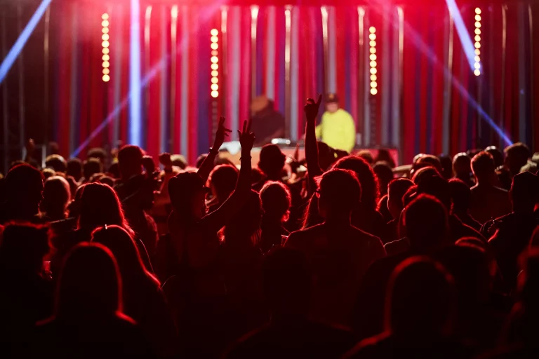 event crowd southend