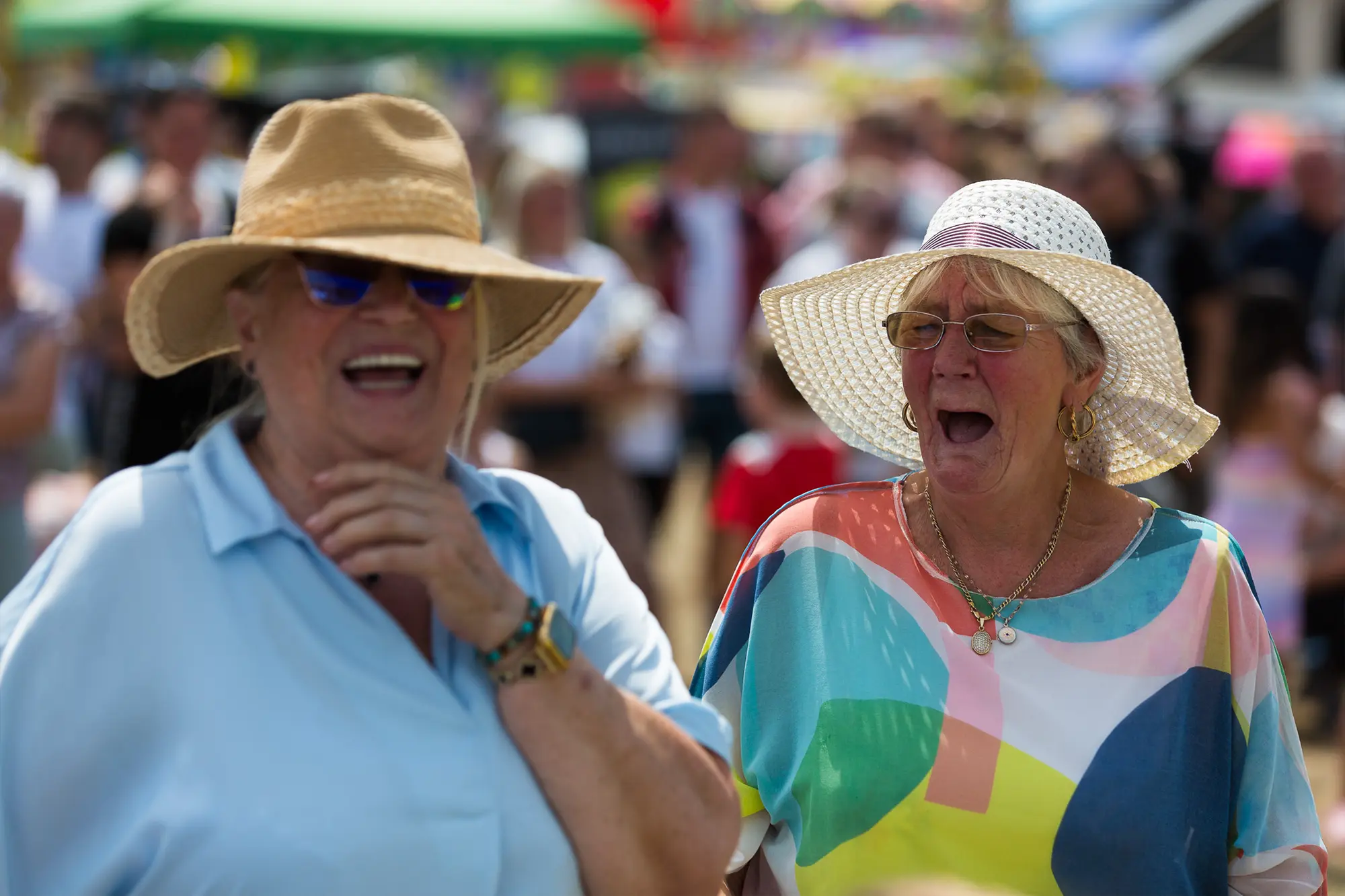 natural event photography of ladies laughing