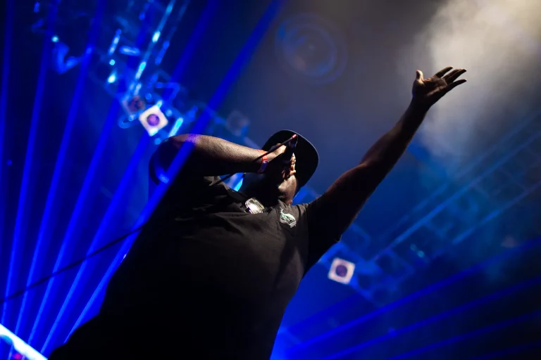 Drum and bass mc on stage