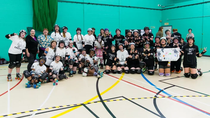 chelmsford essex roller derby team group photo