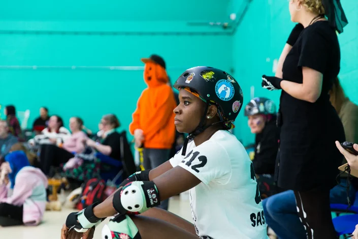 essex roller derby sports event photographer bench portrait